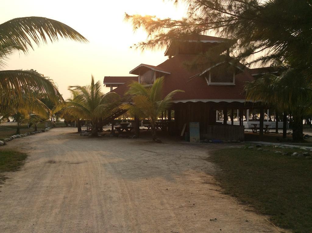 Sea Eye Hotel - Laguna Building Утила Екстериор снимка