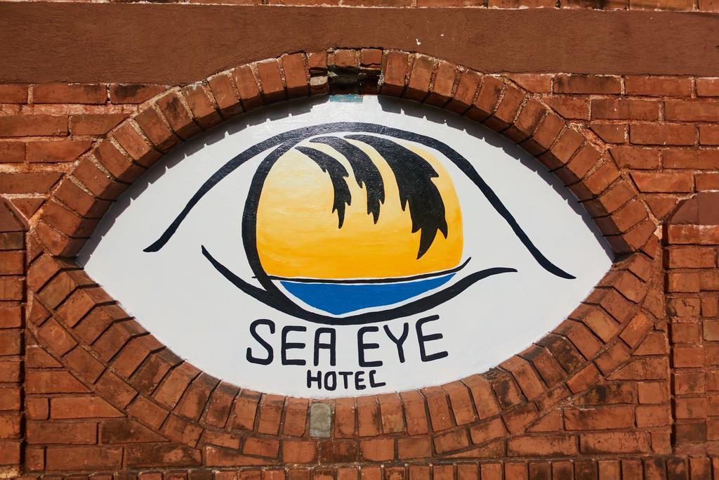 Sea Eye Hotel - Laguna Building Утила Екстериор снимка